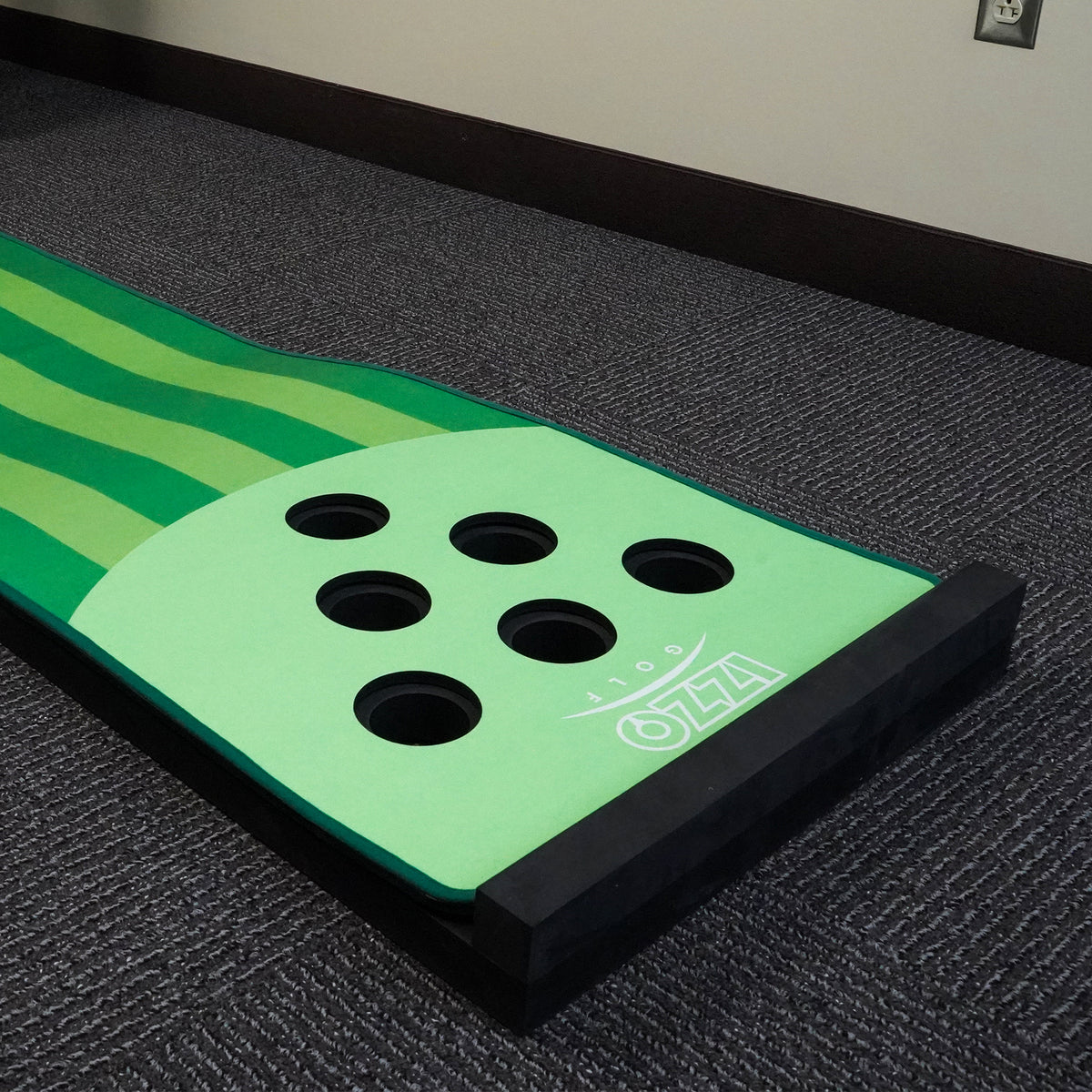 Pong Pro Premium Golf Putting Mat
